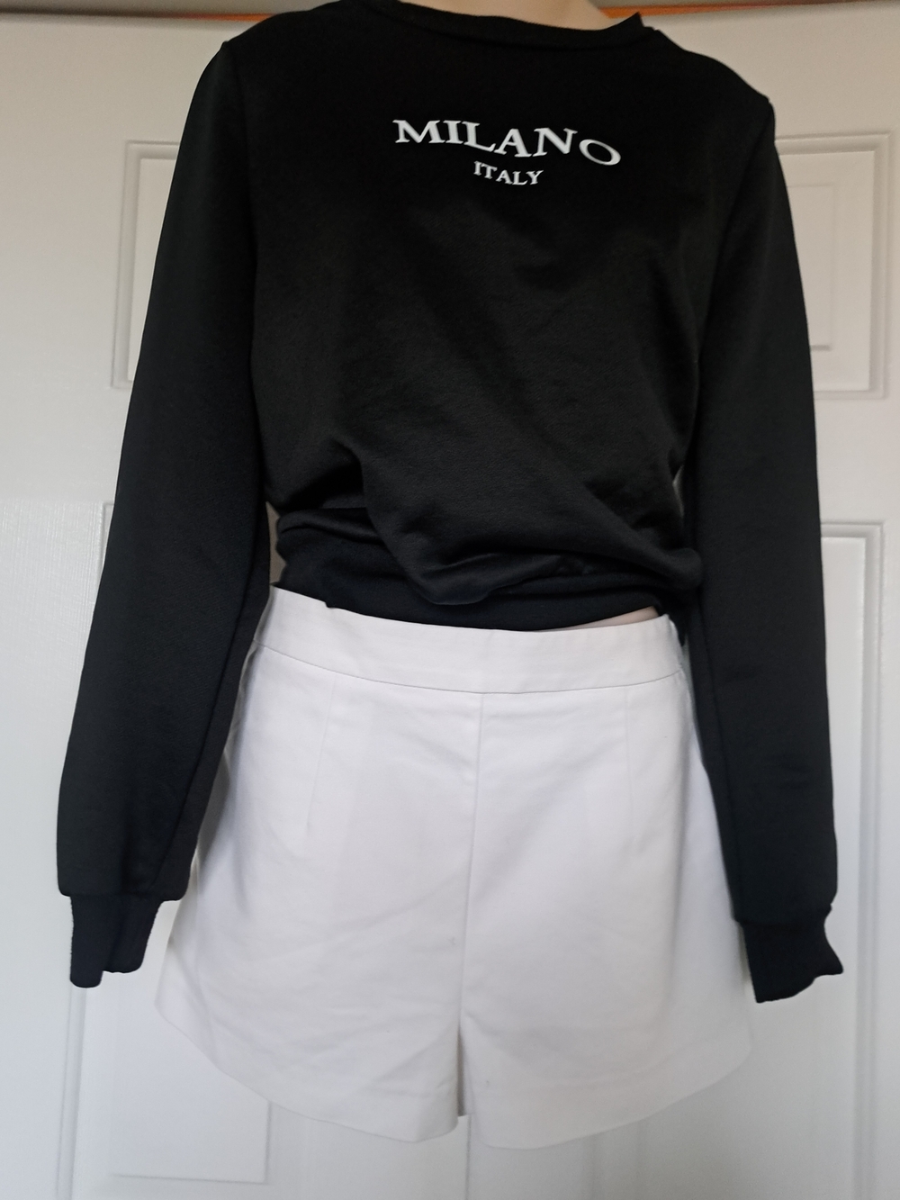 Milano Black Long-Sleeve Logo Sweatshirt